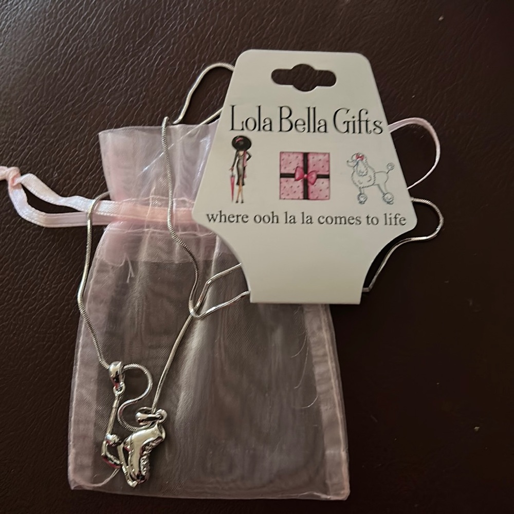 Lola Bella Gifts ice skate/hockey necklace